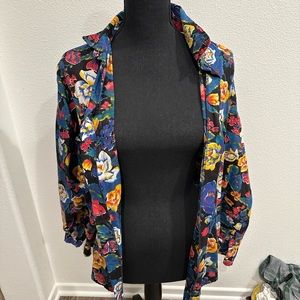 Vintage Oak hill petites flower button up